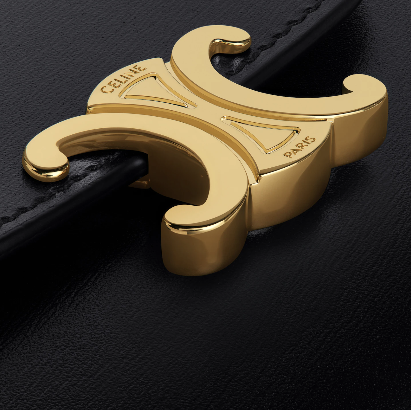 CELINE スモール フラップウォレット トリオンフ / シャイニーカーフスキン